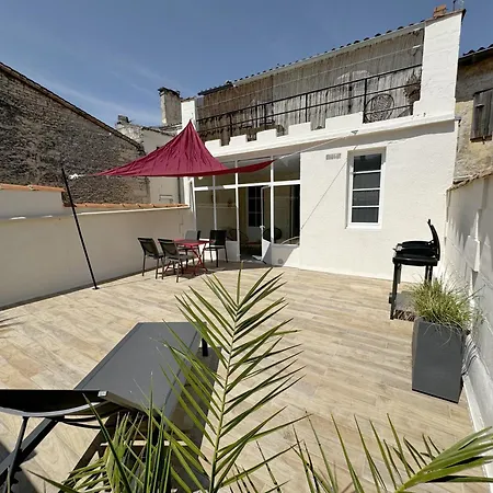 Cozy Niort Apartment Exterior photo