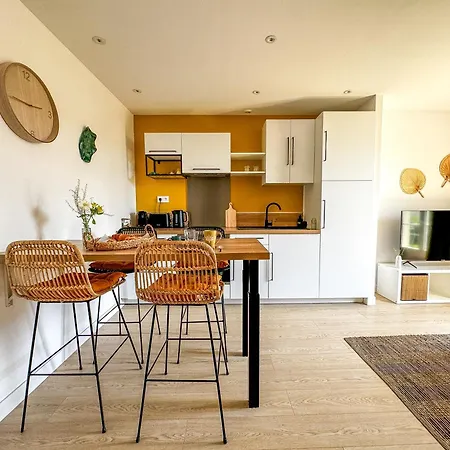 Cozy Niort Apartment Exterior photo