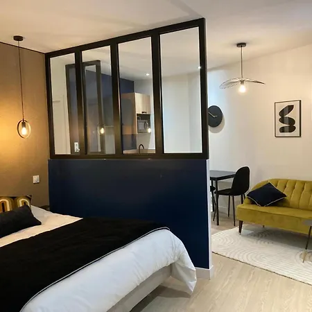 Cozy Niort Apartment Exterior photo