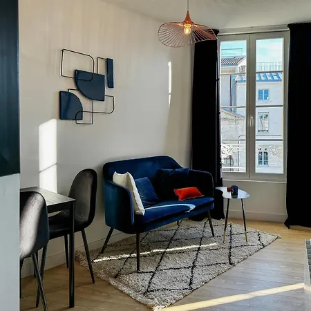Cozy Niort Apartment Exterior photo