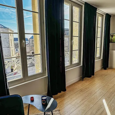 Cozy Niort Apartment Exterior photo